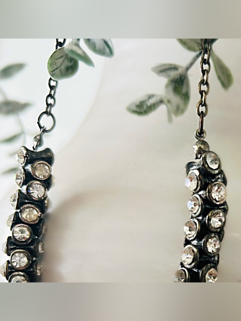 *NWOT Rhinestone Tubular Design Necklace - Picture 6 of 8